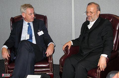 متكي با كارل بيلت وزير خارجه سوئد