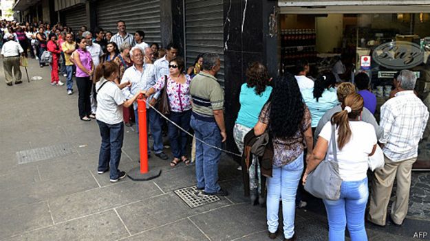 تعطیلی بستنی فروشی رکورددار گینس به دلیل کمبود شیر تعطیلی بستنی فروشی رکورددار گینس به دلیل کمبود شیر