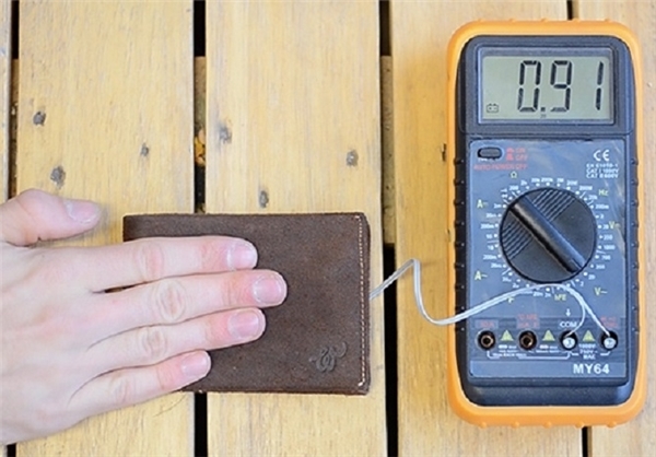 کیف پولی که با گرمای بدن شارژ میشود+تصاویر کیف پولی که با گرمای بدن شارژ میشود+تصاویر