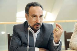 احمدی نژاد 5 پرونده در قوه قضائیه دارد