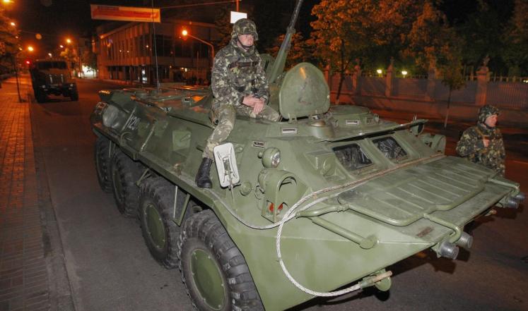 جنگ داخلی در شرق اوکراین: سرنگونی 2 بالگرد ارتش توسط جدایی طلبان / اشغال ساختمان راه آهن و توقف حرکت قطارها