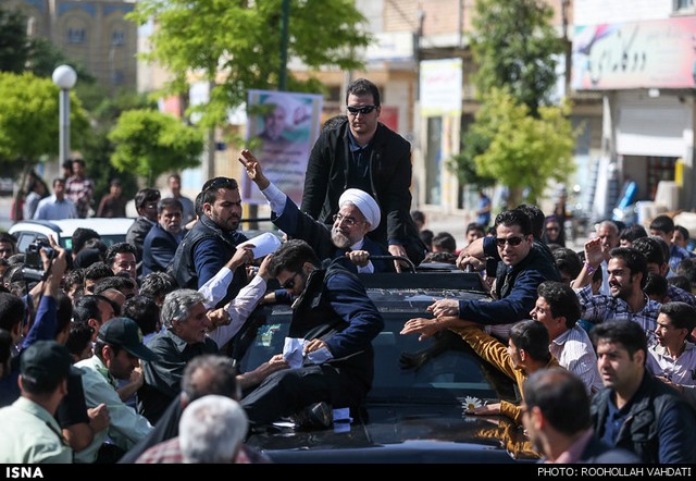 سفر روحانی به ایلام (عکس)