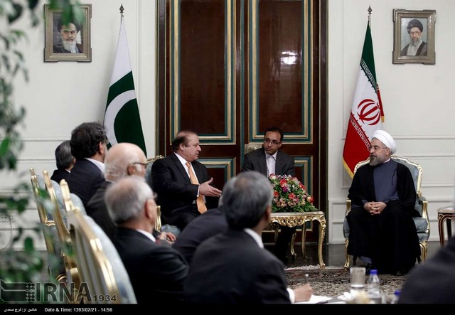 دیدار نواز شریف با روحانی (عکس)