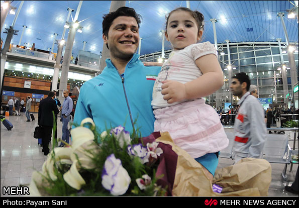 استقبال گرم از تیم ملی والیبال