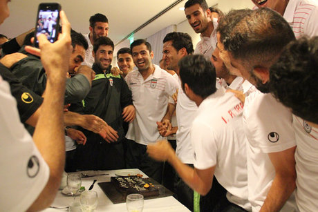 جشن تولد شجاعی در اردوی تیم ملی (عکس)