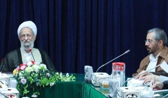 مصباح یزدی؛ از «واجب الاطاعه بودن محمود احمدی نژاد» تا «نشناختن دین حسن روحانی»!