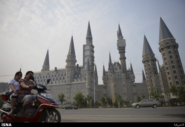 11 جاذبه گردشگری که چینی‌ها نسخه تقلبی آنها را ساختند