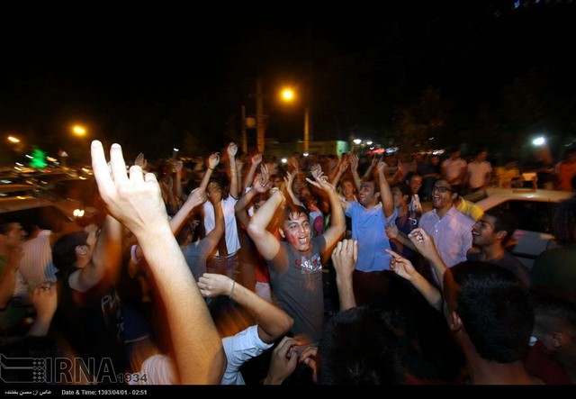 شادی طرفداران تیم ملی در سراسر کشور (عکس)