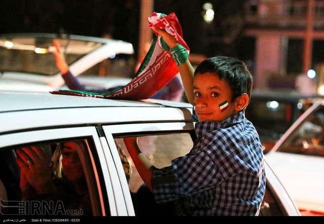 شادی طرفداران تیم ملی در سراسر کشور (عکس)