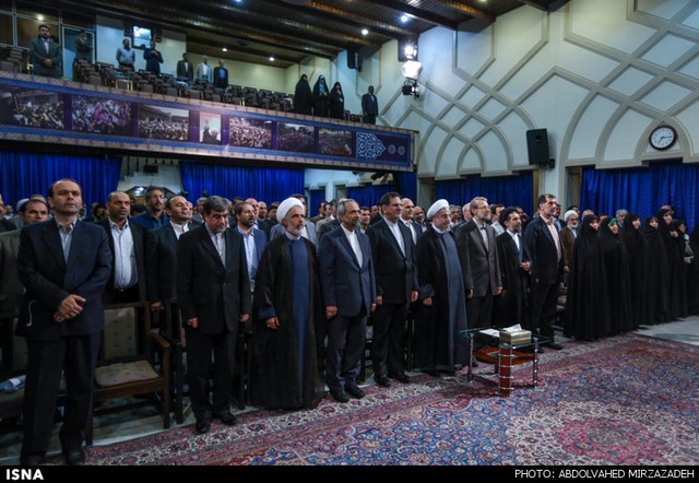 دیدار رییس و نمایندگان مجلس با روحانی (عکس)