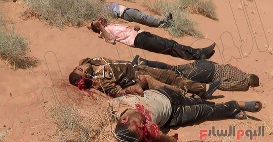 کشته شدن 5 نظامی عراقی توسط  داعش (عکس 16+)