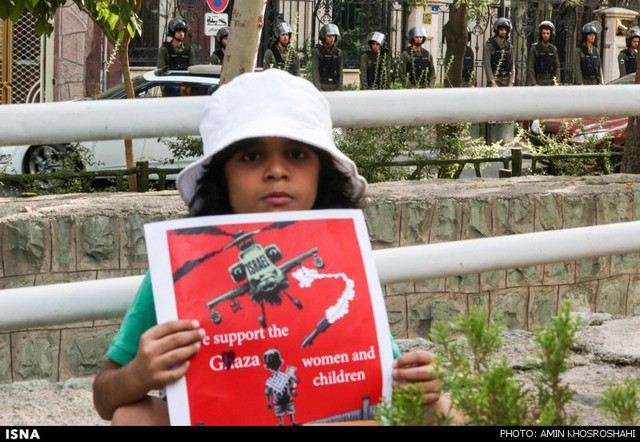 تجمع « مادران صلح ایران » مقابل دفتر سازمان ملل (عکس)