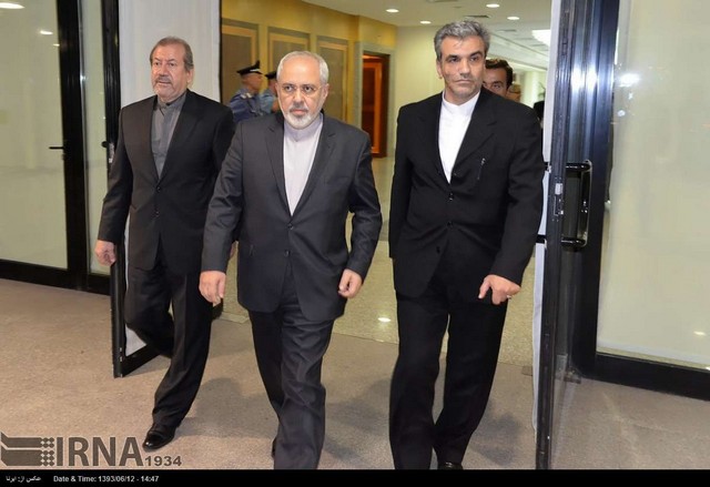 ورود ظریف به رم (عکس)