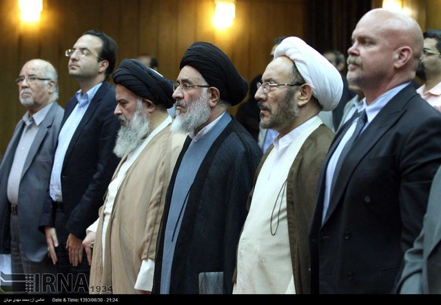 بزرگداشت روز جهانی صلح (عکس)