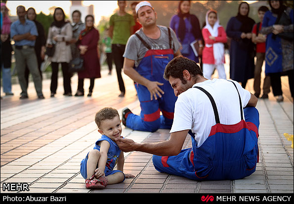 جشنواره تئاتر خیابانی  - لاهیجان (عکس)