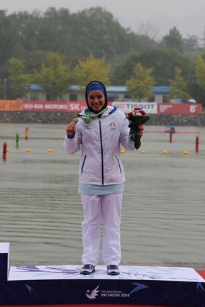 اهدای مدال سونیاگوماری(گزارش تصویری)