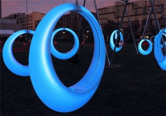 تاب‌های نورانی (+عکس)