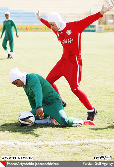 فوتبال زنان در بوشهر (+عکس)