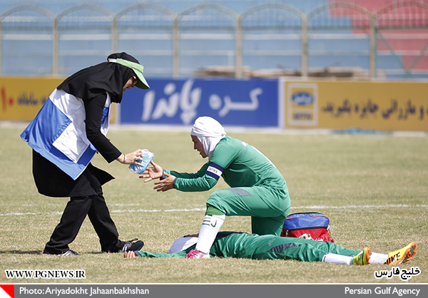 فوتبال زنان در بوشهر (+عکس)