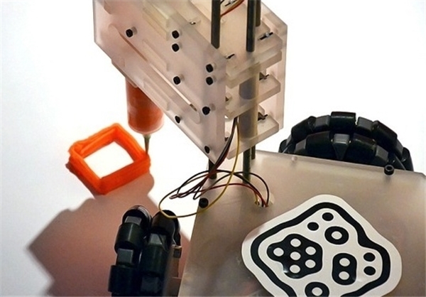 رباتی که قادر به چاپ سه بُعدی اشیاء است+تصاویر رباتی که قادر به چاپ سه بُعدی اشیاء است+تصاویر