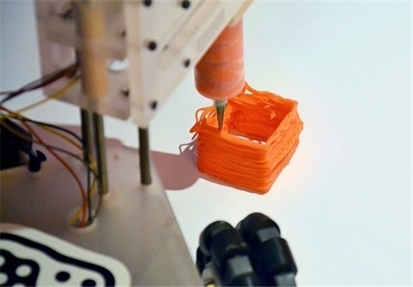 رباتی که قادر به چاپ سه بُعدی اشیاء است+تصاویر رباتی که قادر به چاپ سه بُعدی اشیاء است+تصاویر