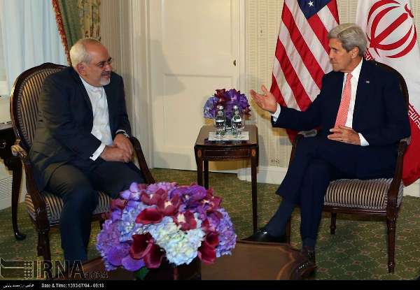 دیدار سه جانبه ظریف،کری و اشتون (عکس)