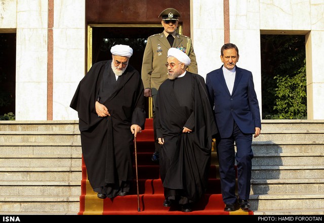 سفر رییس جمهور به باکو (عکس)