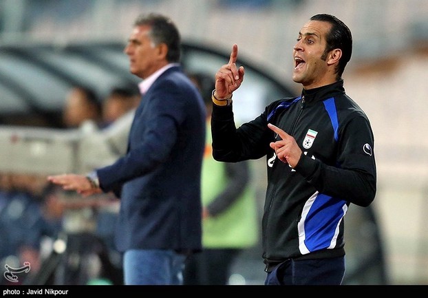 کاپیتان بیرون قاب