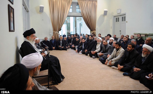 دیدار کارگزاران حج با رهبری (عکس)