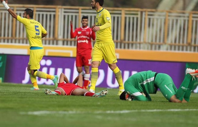 شکست پرسپولیس درخشان مقابل نفت تهران