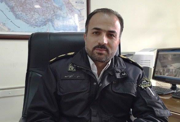 رانندگانی که با دستور پلیس از محدودیت های ترافیکی عبور کنند جریمه نمی شوند رانندگانی که با دستور پلیس از محدودیت های ترافیکی عبور کنند جریمه نمی شوند