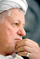 هاشمی‌رفسنجانی: ضربه‌هایی که از تحریم در این 8 سال وارد شد را نگفتیم/ آدم‌هایی به اسم انقلاب و اسلام دارند سنگ‌اندازی می‌کنند