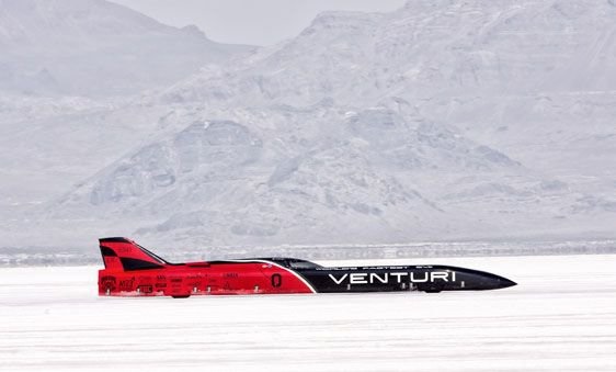 ارتقا رکورد سرعت جهانی خودروی برقی در نمکزار