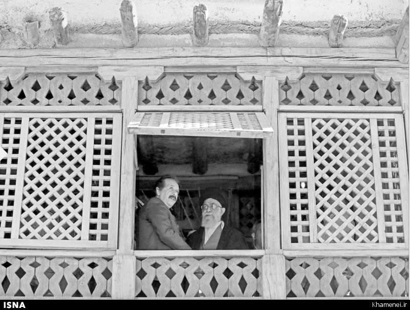 بازدید رهبری از پشت‌ صحنه یک فیلم (+عکس)