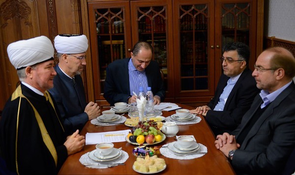 قالیباف: مسلمانان روس باید صلح دوستی اسلام را به مردم نشان دهند