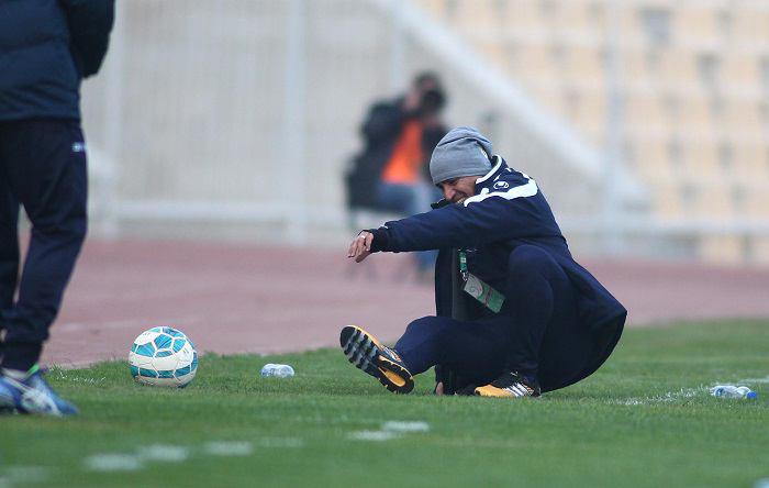 لبخند منصوریان بعد از زمین‌خوردن عجیب(عکس)
