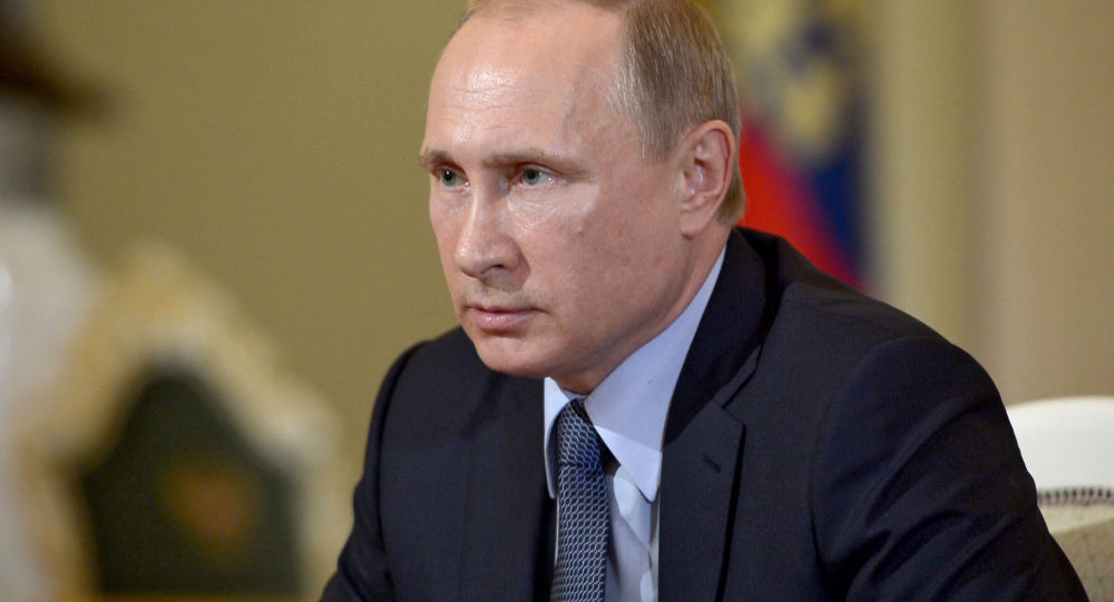 پوتین: دیپلمات های آمریکایی را اخراج نمی کنیم/ منتظر ترامپ می مانیم