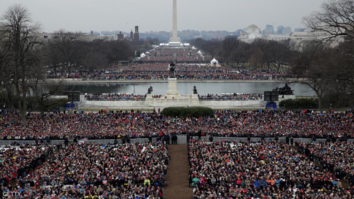انتقاد کاخ سفید از رسانه‌ها: جمعیت مراسم تحلیف ترامپ را سانسور کردید