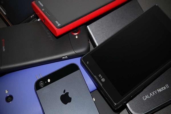 رجیستری گوشی موبایل امسال اجرایی می‌شود