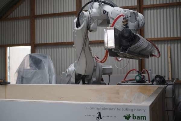 روبات معمار سازه های سه بعدی می‌سازد