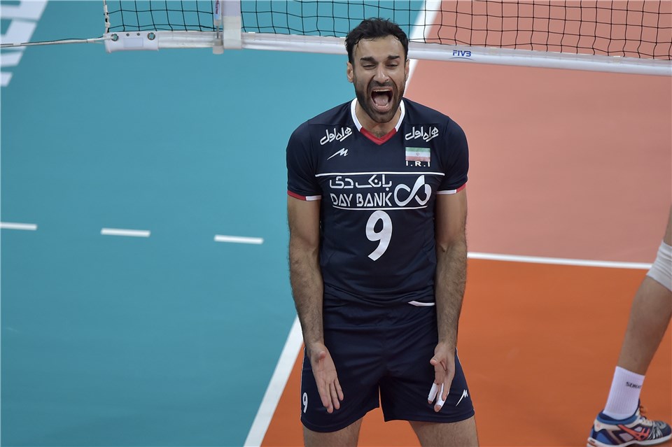 ایران 3 - 2 آرژانتین / بالاخره ولاسکو را شکست دادند(+جدول/عکس) ایران 3 - 2 آرژانتین / بالاخره ولاسکو را شکست دادند(+جدول/عکس)