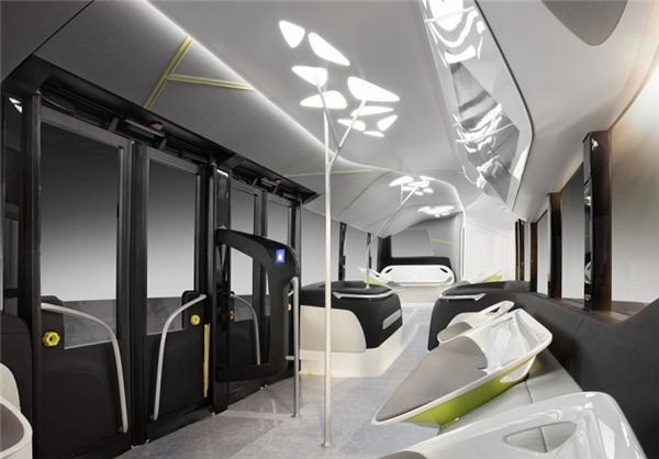 اتوبوس بدون نیاز به راننده هم از راه رسید