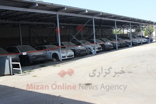 پورشه های قاچاق در پارکینگ سازمان اموال تملیکی (+عکس)