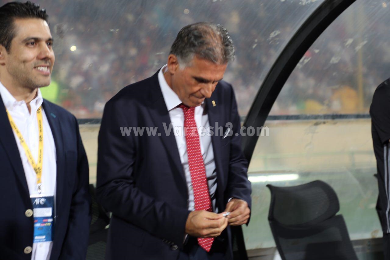 کی روش روی نیمکت ایران قرص می خورد(عکس)