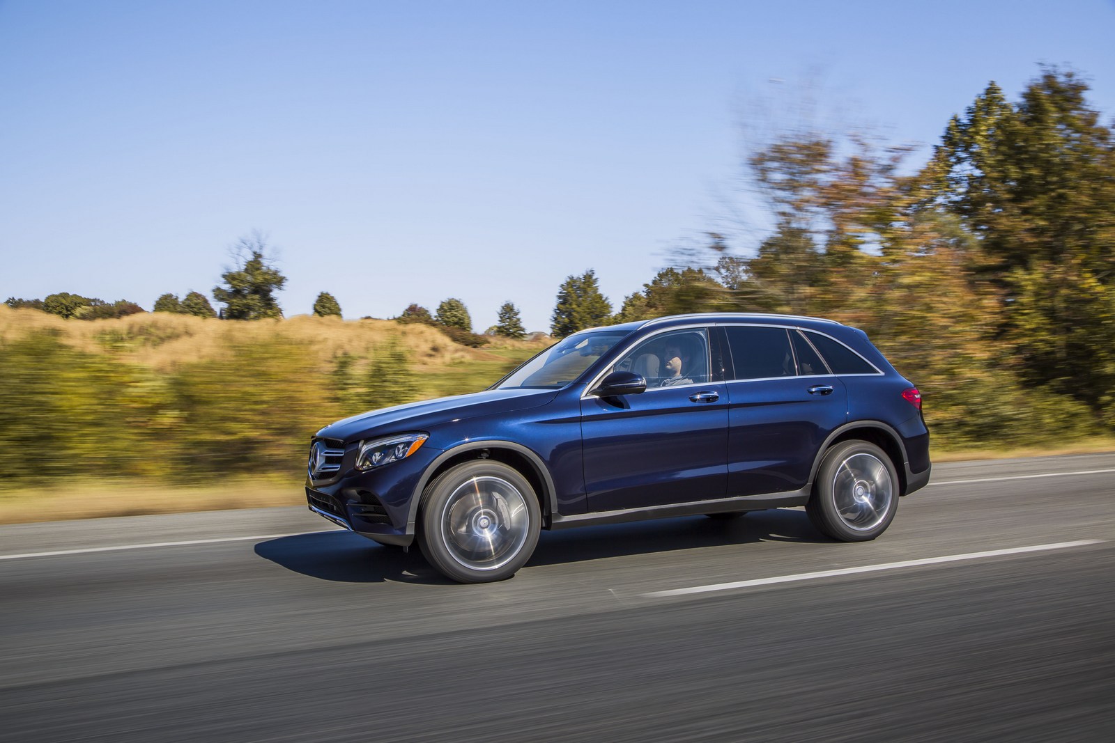 تاج لوکس&zwnj;سازی در آمریکا روی سر مرسدس بنز، ب&zwnj;ام&zwnj;و و لکسوس در مقام&zwnj;های بعدی