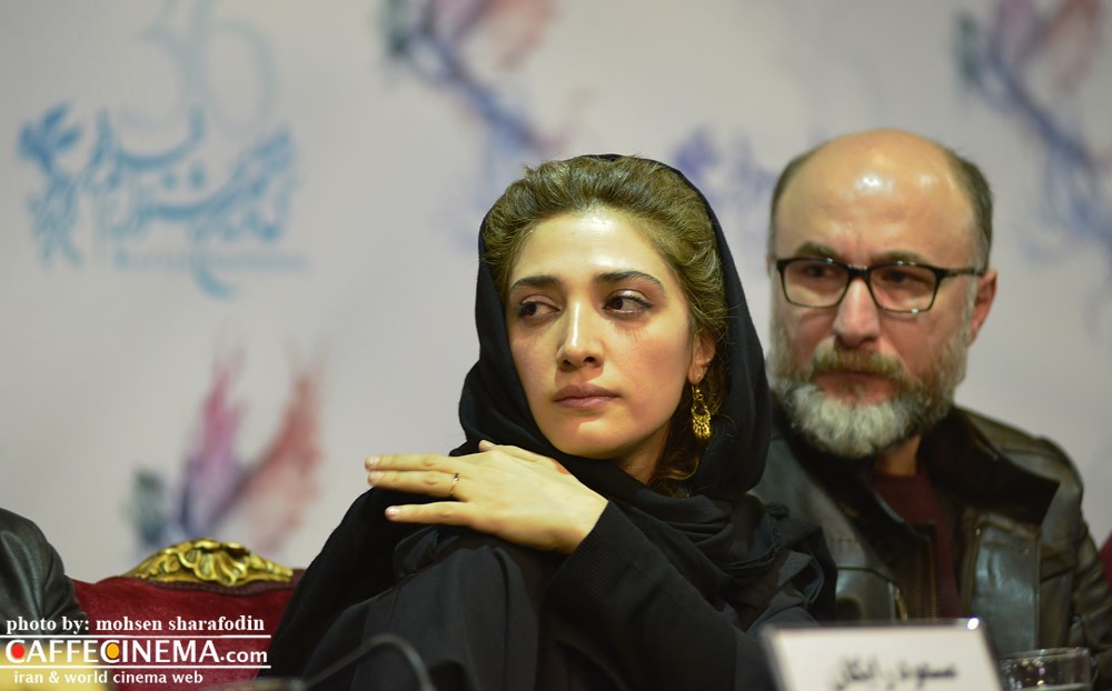 فیلمها و حاشیههای روز هفتم جشنواره فجر در سینمای رسانه (+عکس) فیلمها و حاشیههای روز هفتم جشنواره فجر در سینمای رسانه (+عکس)