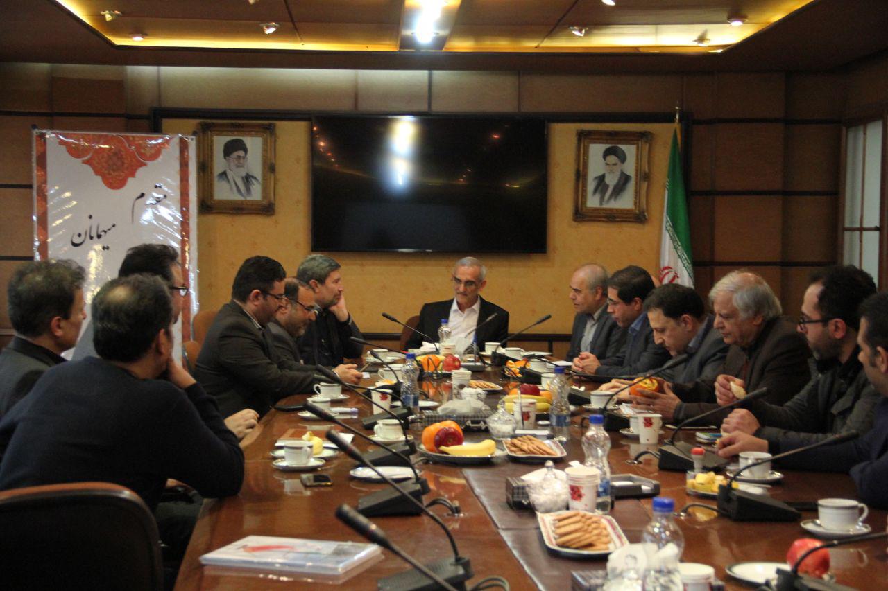 تشکیل کارگروه تدوین آیین&zwnj;نامه اعطای مجوز طرح ترافیک به خبرنگاران