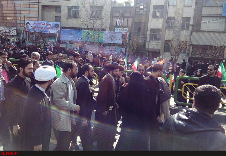 فرزند رهبر انقلاب در راهپیمایی 22 بهمن (عکس)