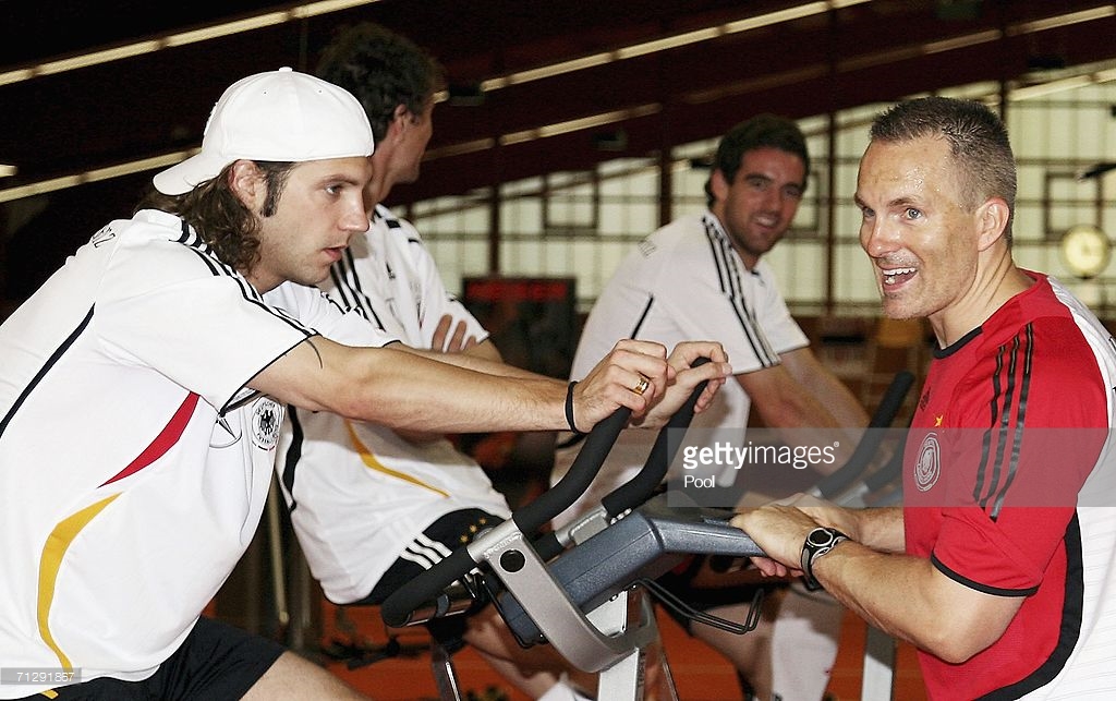 انتصاب یک ووشوکار شوخی خشن کی روش است؟