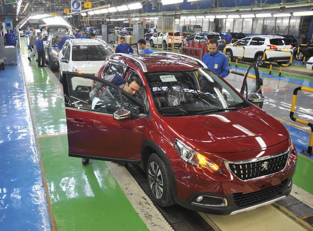 ایران خودرو: پژو ۲۰۰۸ در حال تولید است / اظهار نظر های بی مورد فقط باعث افزایش قیمت در بازار می شود ایران خودرو: پژو ۲۰۰۸ در حال تولید است / اظهار نظر های بی مورد فقط باعث افزایش قیمت در بازار می شود